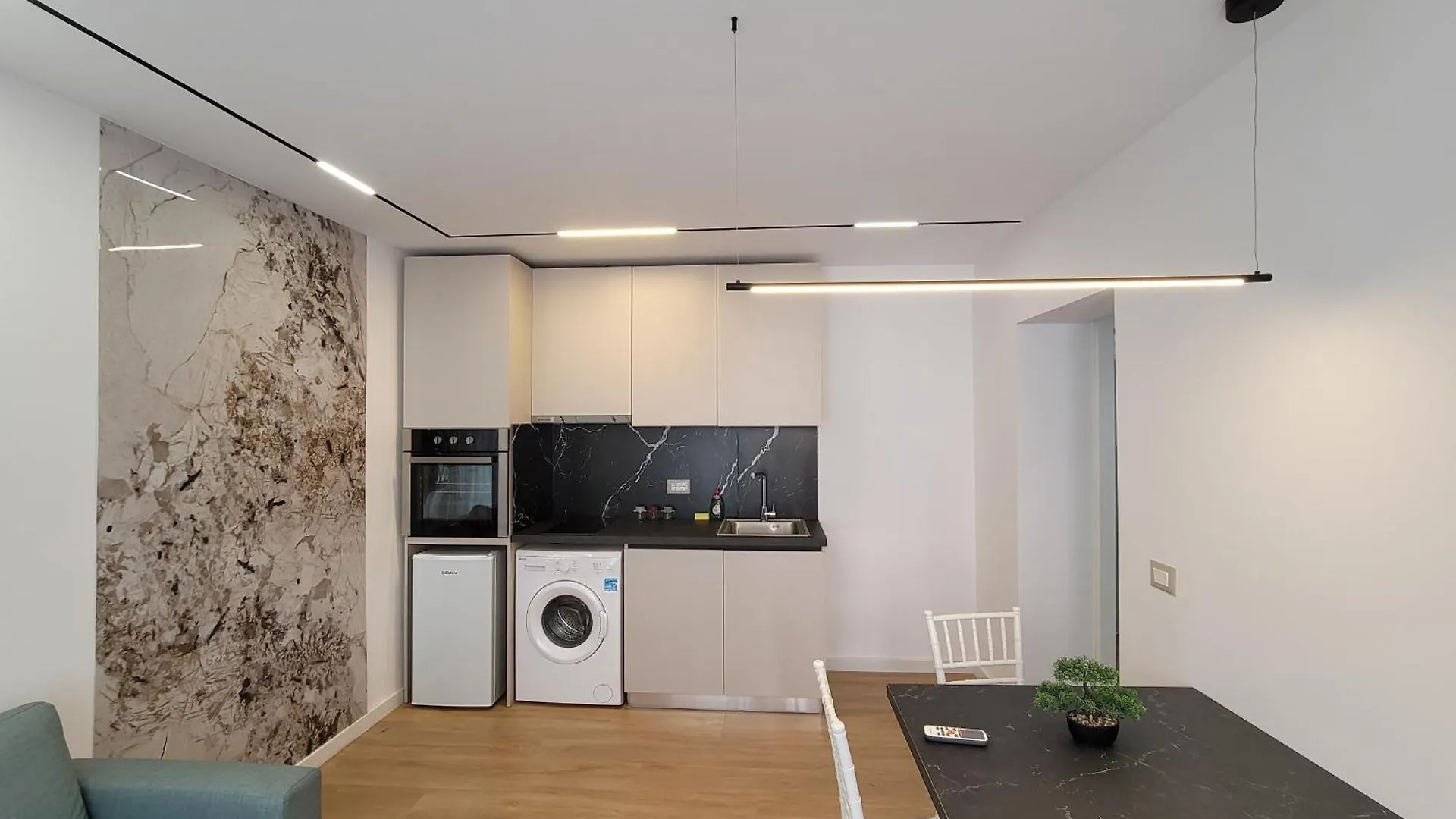 Aura Apartments Tirana 1