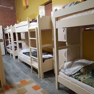  Hostel Select Center