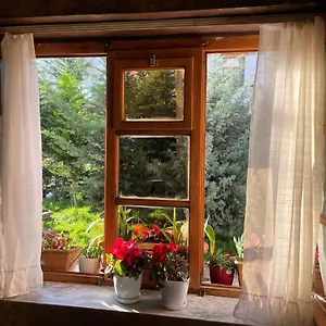 Apartamento Cozy Old Train Station, Tirana