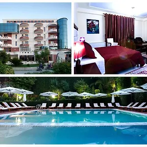 Orchidea Тирана